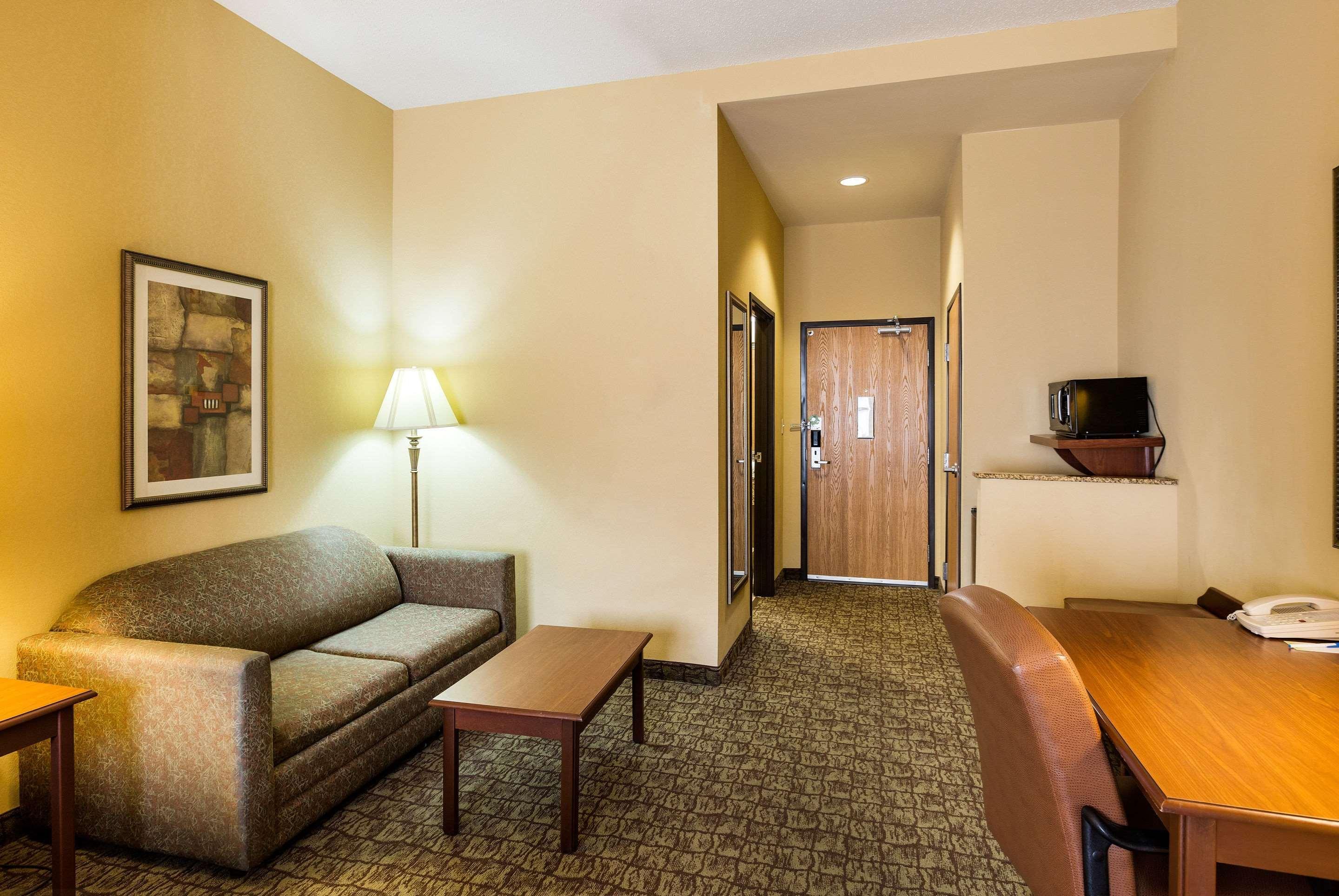 Comfort Inn & Suites Блайтвилл Экстерьер фото