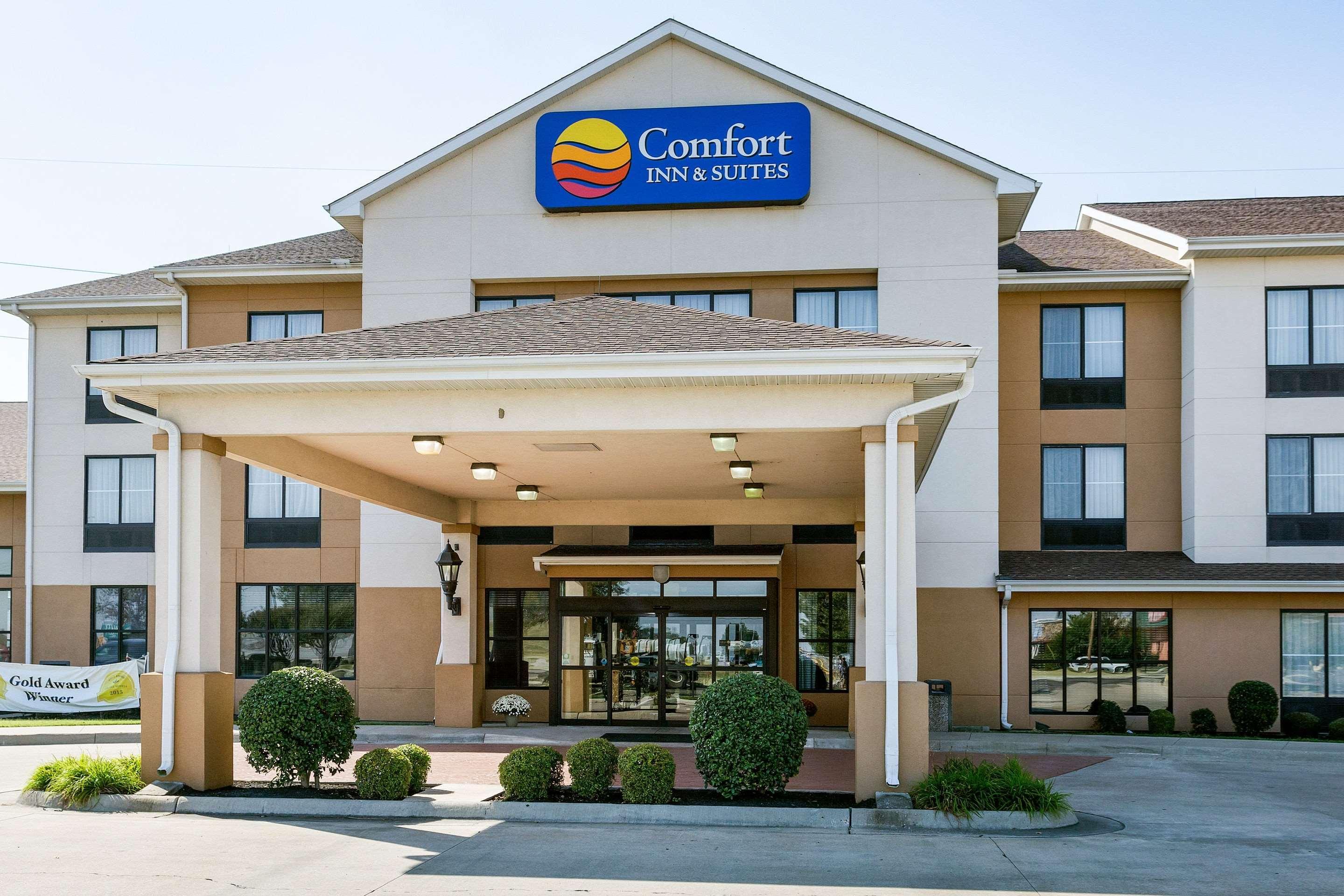 Comfort Inn & Suites Блайтвилл Экстерьер фото
