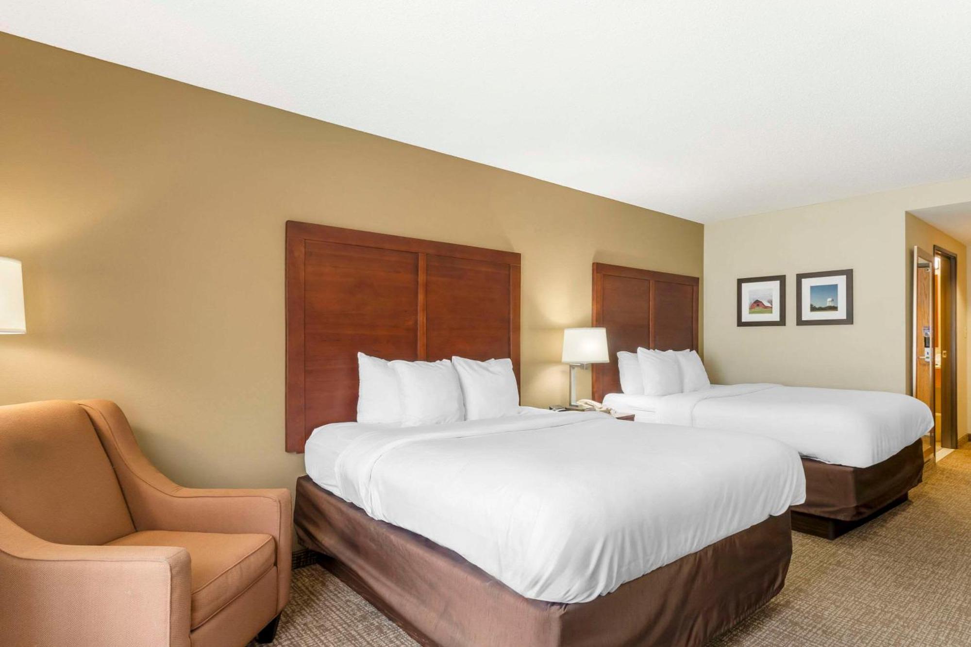 Comfort Inn & Suites Блайтвилл Экстерьер фото